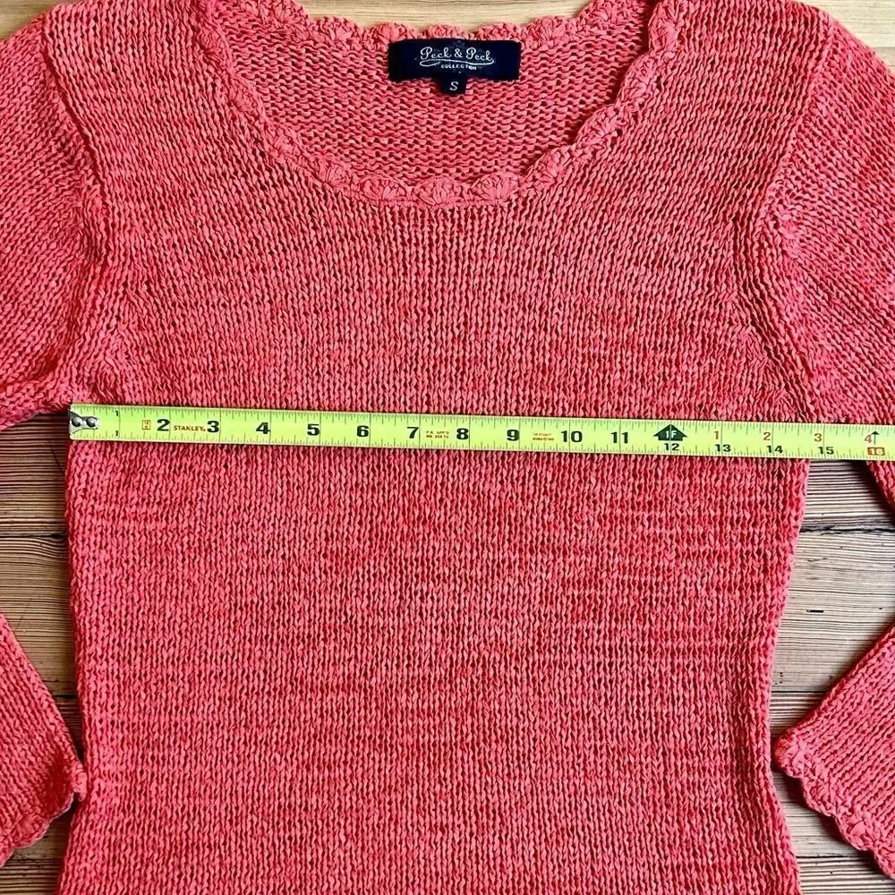 Peck & Peck collection knit sweater. Size S.